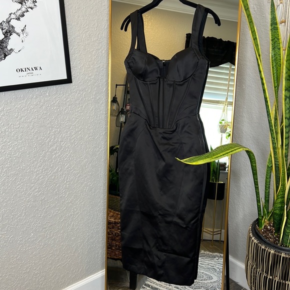 HOUSE OF CB 'Fiorella' Black Satin Corset Midi Dress NWOT - Picture 7 of 12